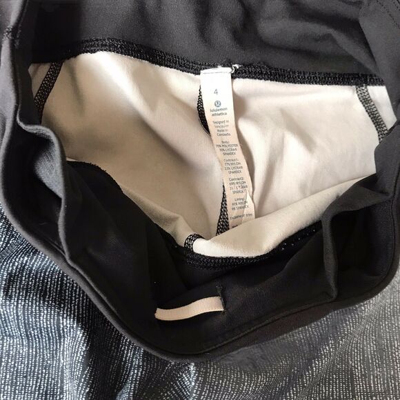 Lululemon Run Inspire Crop II Luxtreme Burlap Texture Black Dune Size 4 Leggings - Picture 10 of 12